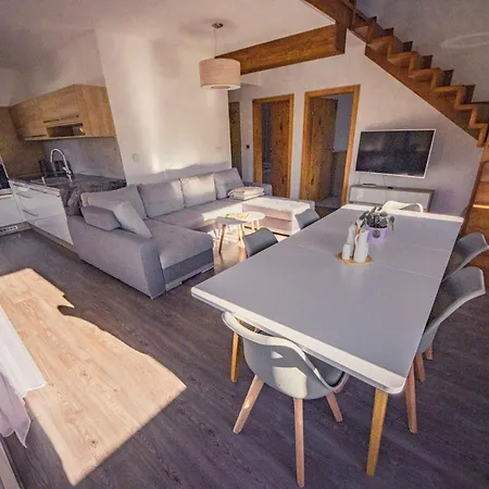 Zore Jasna Apartment