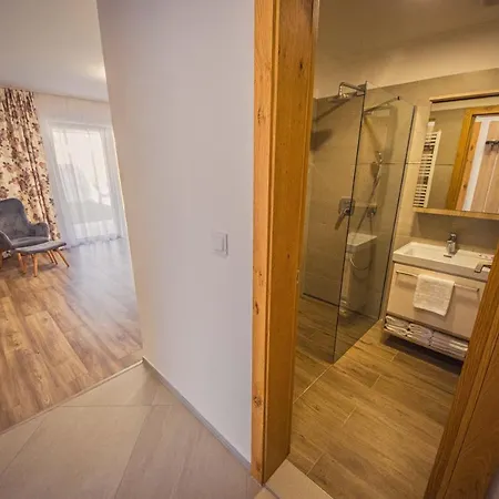 Zore Jasna * Dolina Demianowska