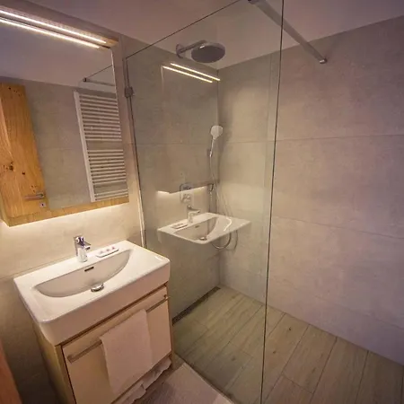 Apartment Zore Jasna *