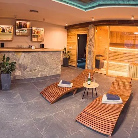 Zore Jasna * Dolina Demianowska